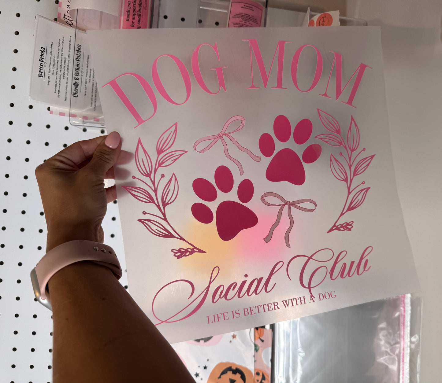 Dog Mom Social Club - DTF