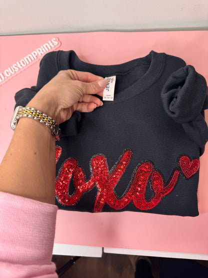 Xoxo Patch Crewneck  (SIZE MEDIUM)